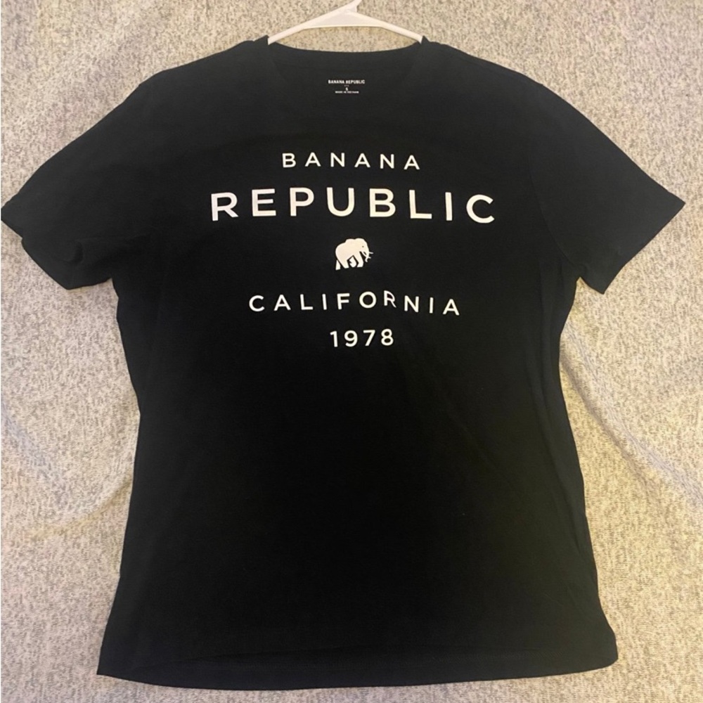 Banana Republic T-Shirt